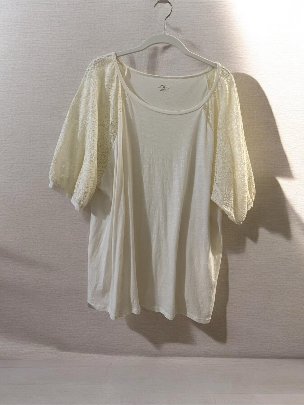 LOFT Cream Lace Puff Sleeve Tee